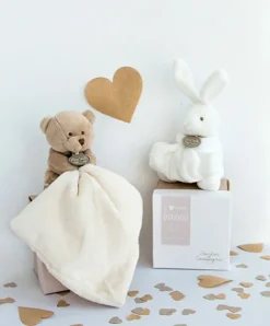 Doudou et Compagnie Doudou lapin mouchoir - 10 cm - Boite fleur><noscript><img width=